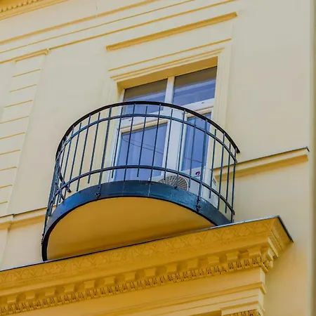 The Golden Corner W Ac&balcony By Nw Апартаменты Будапешт